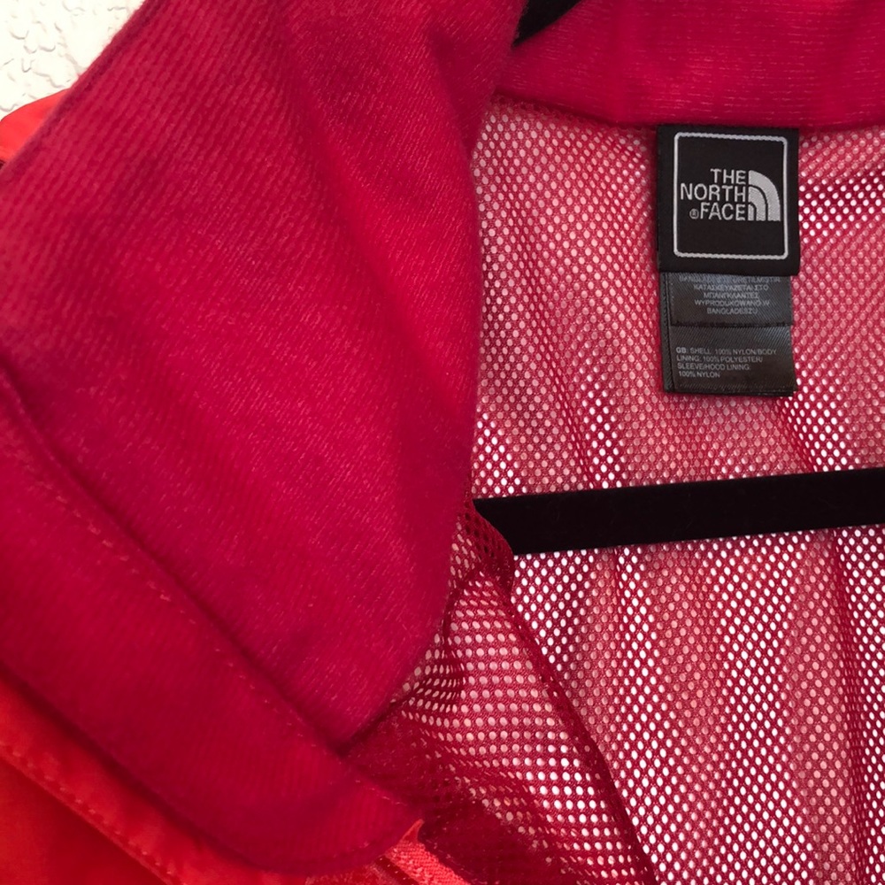 The North Face HyVent Rainjacket - Picture 4 of 7